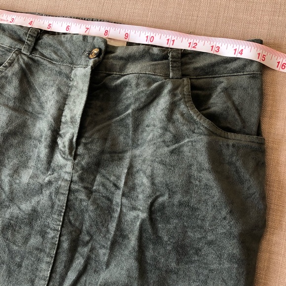 Naelle Mini Skirt - Picture 2 of 8